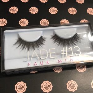 Huda beauty lashes